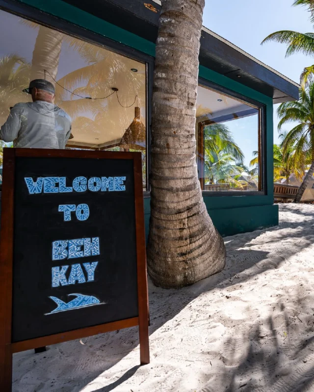 Welcome to Beh Kay Lodge.

More than just a fishing program, it’s about thoughtful service, à la carte meals, an open bar always at the ready, and a space designed for pure relaxation from the moment you arrive.

Long days on the flats, followed by slow evenings around the table, good food, and the kind of atmosphere that makes you want to stay just a little longer.
.
.
.
.
#TheKautapenGroup #NervousWaters #BehKayLodge #FishingLodge #FlyFishingMexico